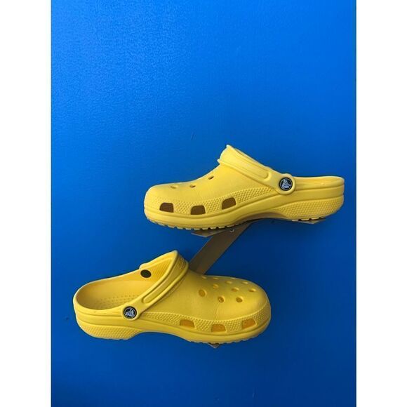 Crocs Unisex Classic Lemon Yellow Size W7/M9 - Picture 2 of 5